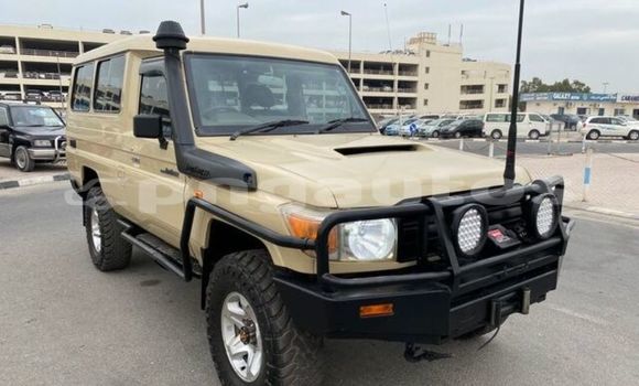 Buy Used Toyota Land Cruiser Brown Car in Angoram in East Sepik