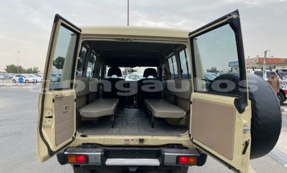 Buy Used Toyota Land Cruiser Brown Car in Angoram in East Sepik Buy Used Toyota Land Cruiser Brown Car in Angoram in East Sepik