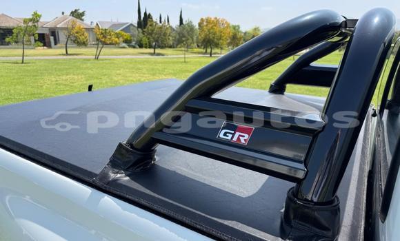 Buy Used Toyota Hilux White Car in Boregaina in Central Buy Used Toyota Hilux White Car in Boregaina in Central