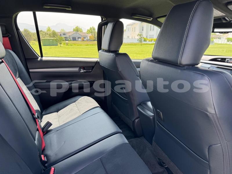Big with watermark toyota hilux central boregaina 8069
