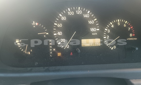 Buy Used Toyota Harrier White Car in Port Moresby in National Capital District