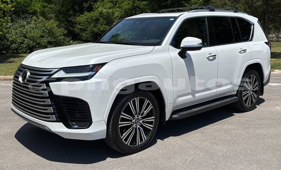 Buy Used Lexus LX White Car in Port Moresby in National Capital District