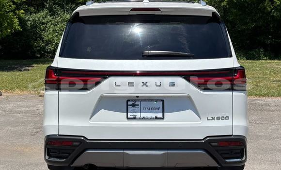 Buy Used Lexus LX White Car in Port Moresby in National Capital District Buy Used Lexus LX White Car in Port Moresby in National Capital District