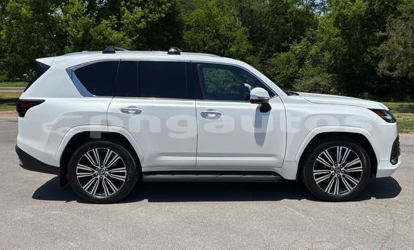 Buy Used Lexus LX White Car in Port Moresby in National Capital District Buy Used Lexus LX White Car in Port Moresby in National Capital District