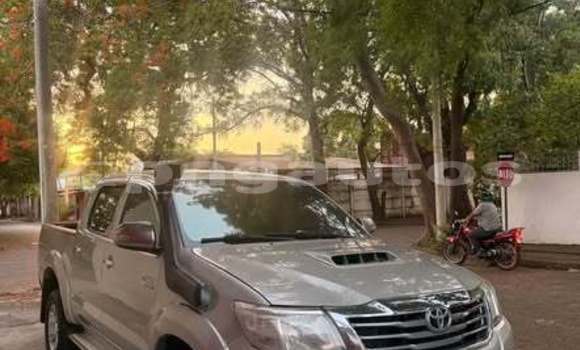 Buy Used Toyota Hilux Other Car in Arou in Madang