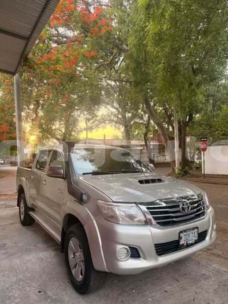 Big with watermark toyota hilux madang arou 8089