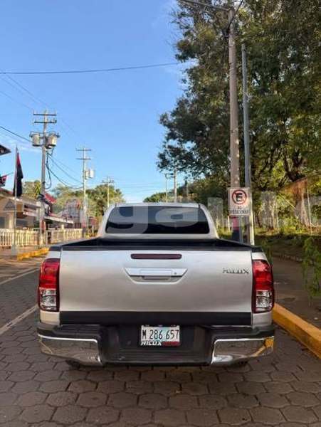 Big with watermark toyota hilux east sepik ambunti 8090