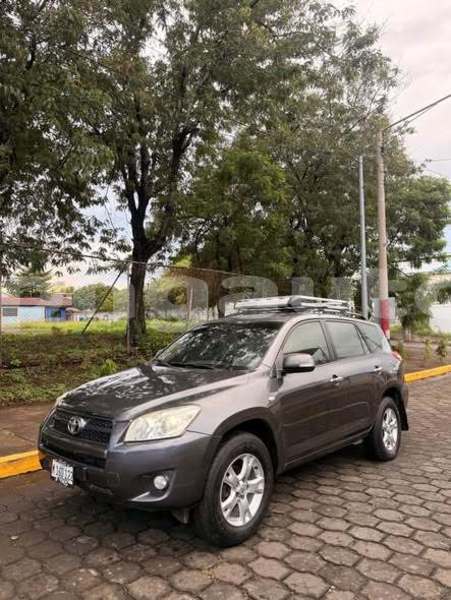 Big with watermark toyota rav4 milne bay alotau 8091
