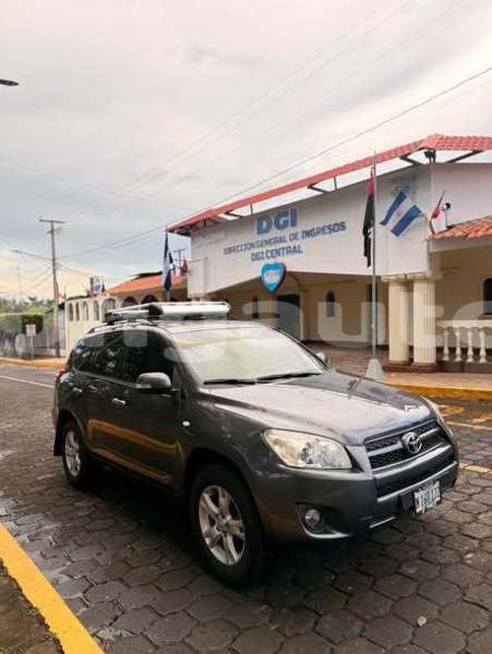 Big with watermark toyota rav4 milne bay alotau 8091