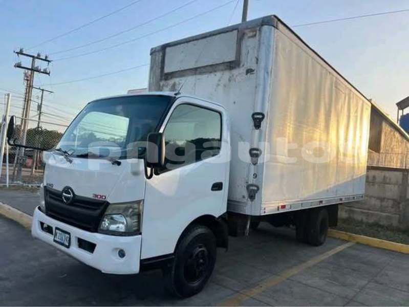 Big with watermark toyota hilux madang ambok 8094