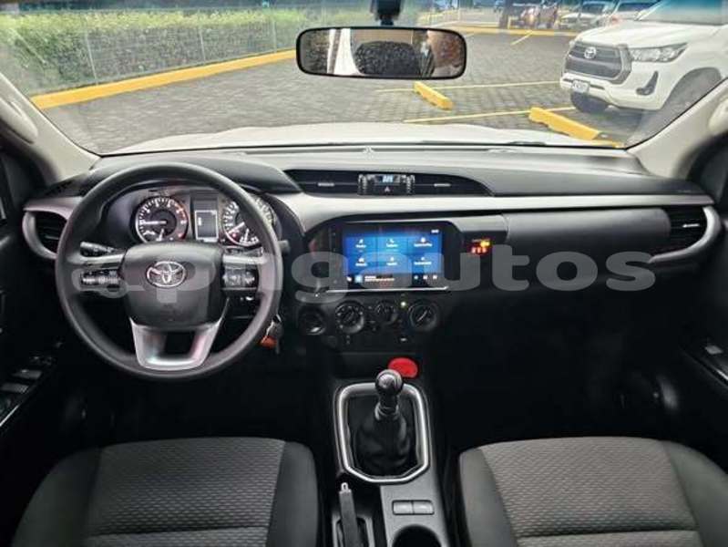 Big with watermark toyota hilux madang ambok 8102