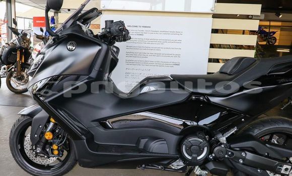 Buy New Yamaha TMAX Black Bike in Arou in Madang Buy New Yamaha TMAX Black Bike in Arou in Madang