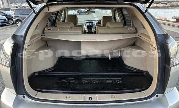 Buy Used Toyota Harrier Silver Car in Port Moresby in National Capital District Buy Used Toyota Harrier Silver Car in Port Moresby in National Capital District