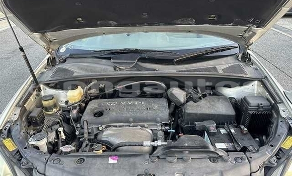 Buy Used Toyota Harrier Silver Car in Port Moresby in National Capital District Buy Used Toyota Harrier Silver Car in Port Moresby in National Capital District