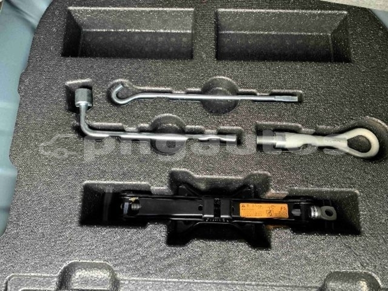 Big with watermark nissan bluebird sylphy national capital district port moresby 8106