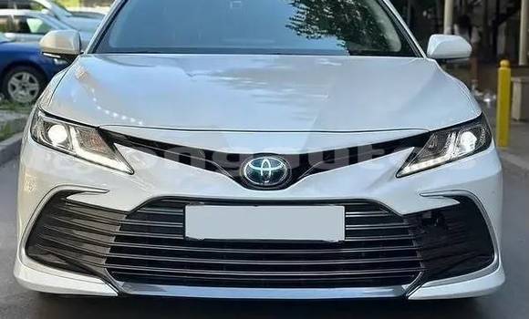 Buy Used Toyota Camry White Car in Port Moresby in National Capital District