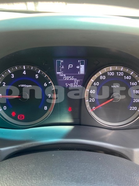 Big with watermark hyundai accent national capital district port moresby 8109