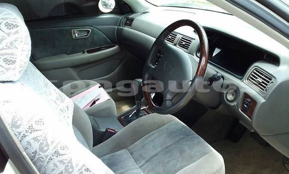 Acheter Occasion Voiture Toyota Camry Blanc à Port Moresby, National Capital District Acheter Occasion Voiture Toyota Camry Blanc à Port Moresby, National Capital District