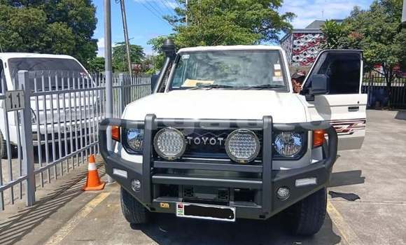 Buy Used Toyota Harrier Other Car in Pomio in East New Britain Buy Used Toyota Harrier Other Car in Pomio in East New Britain