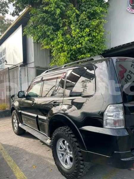 Big with watermark mitsubishi pajero madang arou 8126