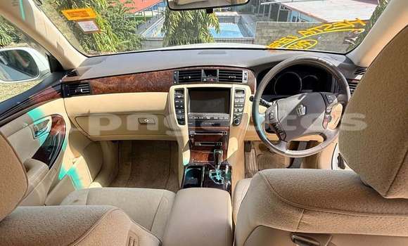 Buy Used Toyota Crown Other Car in Ambok in Madang Buy Used Toyota Crown Other Car in Ambok in Madang