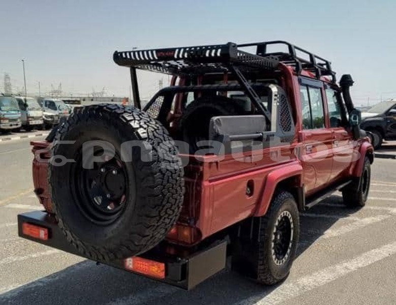 Big with watermark toyota land cruiser east new britain rabaul 8148