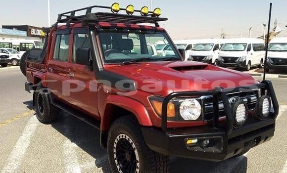 Buy Used Toyota Land Cruiser Red Car in Port Moresby in National Capital District Buy Used Toyota Land Cruiser Red Car in Port Moresby in National Capital District