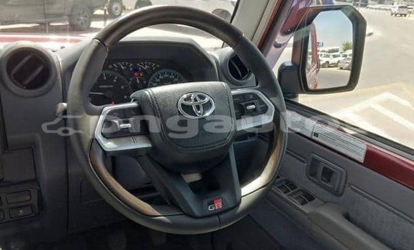 Buy Used Toyota Land Cruiser Red Car in Port Moresby in National Capital District Buy Used Toyota Land Cruiser Red Car in Port Moresby in National Capital District