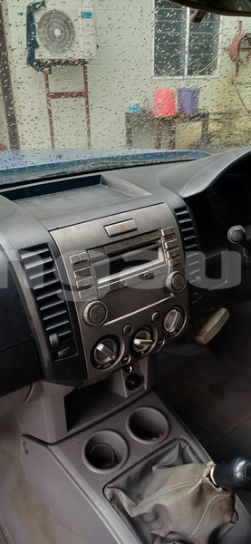 Big with watermark mazda bt50 western highlands arufa 8154
