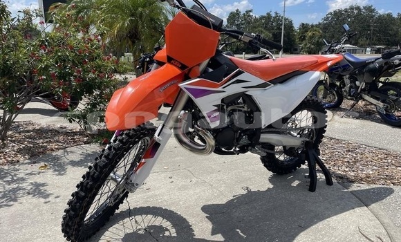 Acheter Neuf Moto KTM SX Beige à Import - Dubai, Enga Acheter Neuf Moto KTM SX Beige à Import - Dubai, Enga