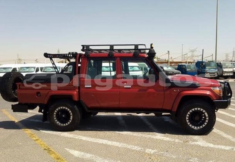 Big with watermark toyota land cruiser madang usino 8159