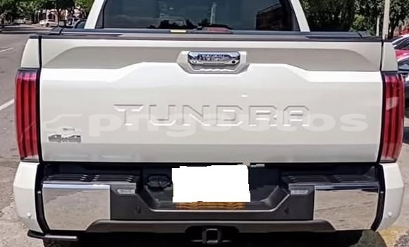 Buy Used Toyota Tundra White Car in Port Moresby in National Capital District Buy Used Toyota Tundra White Car in Port Moresby in National Capital District