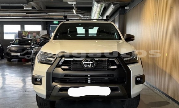 Buy Used Toyota Hilux White Car in Mendi in Southern Highlands Buy Used Toyota Hilux White Car in Mendi in Southern Highlands