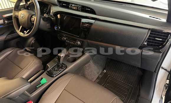 Buy Used Toyota Hilux White Car in Mendi in Southern Highlands Buy Used Toyota Hilux White Car in Mendi in Southern Highlands