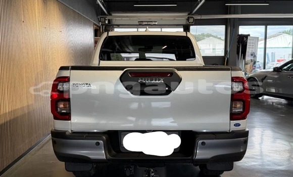 Buy Used Toyota Hilux White Car in Kabwum in Morobe Buy Used Toyota Hilux White Car in Kabwum in Morobe