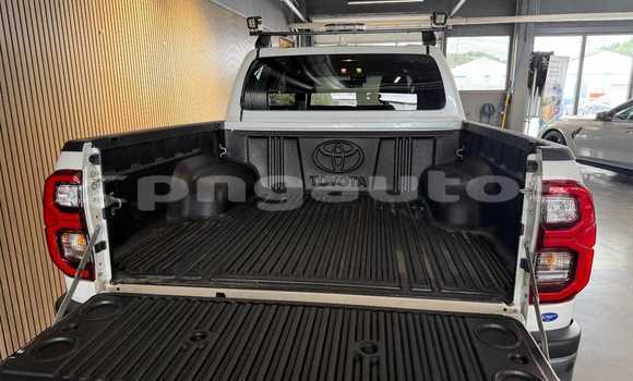 Buy Used Toyota Hilux White Car in Kabwum in Morobe Buy Used Toyota Hilux White Car in Kabwum in Morobe