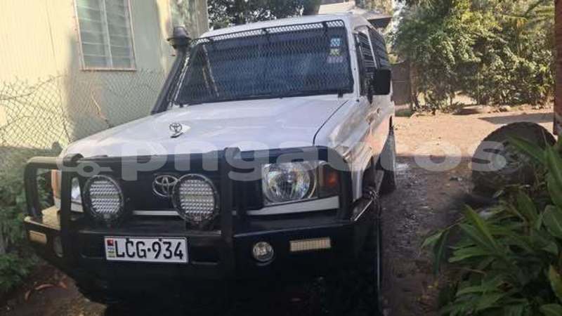 Big with watermark toyota hiace east sepik wewak 8170