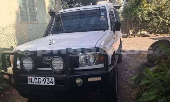 Buy Used Toyota Hiace Other Car in Wewak in East Sepik Buy Used Toyota Hiace Other Car in Wewak in East Sepik
