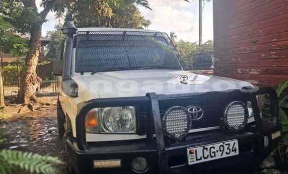 Buy Used Toyota Hiace Other Car in Wewak in East Sepik Buy Used Toyota Hiace Other Car in Wewak in East Sepik