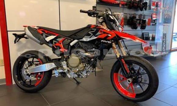 Acheter Neuf Moto Ducati ST Rouge à Arou, Madang Acheter Neuf Moto Ducati ST Rouge à Arou, Madang