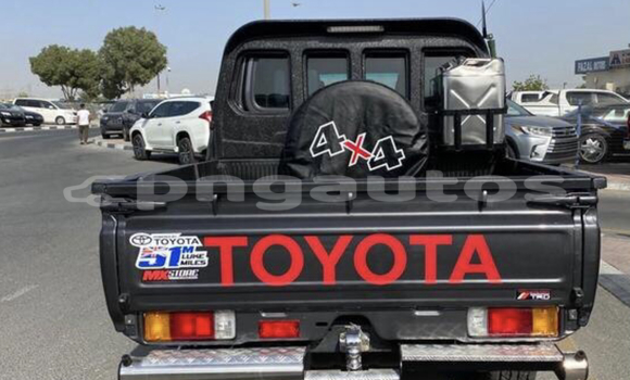 Buy Used Toyota Land Cruiser Black Car in Lae in Morobe Buy Used Toyota Land Cruiser Black Car in Lae in Morobe