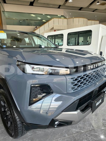 Big with watermark toyota hilux east new britain pomio 8200