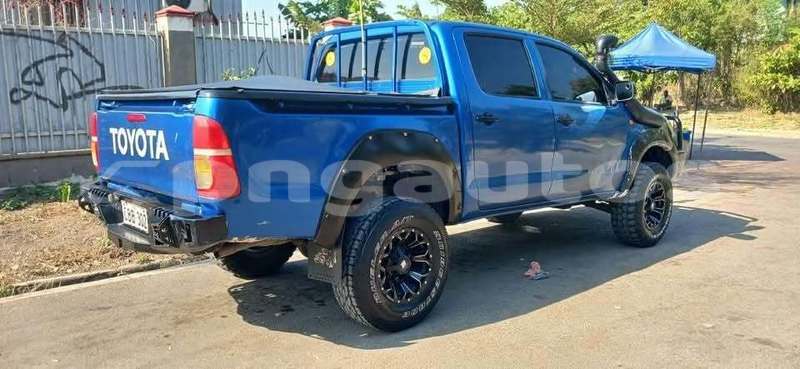 Big with watermark toyota hilux madang ambok 8207