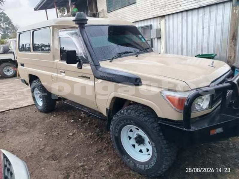 Big with watermark toyota 4runner madang arou 8209