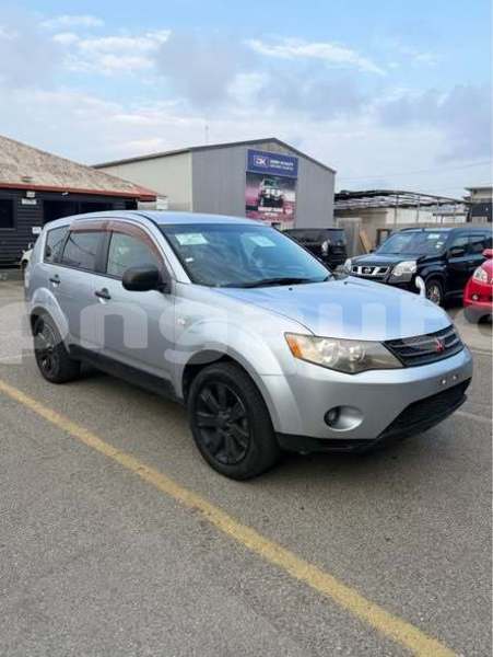 Big with watermark mitsubishi outlander milne bay alotau 8214