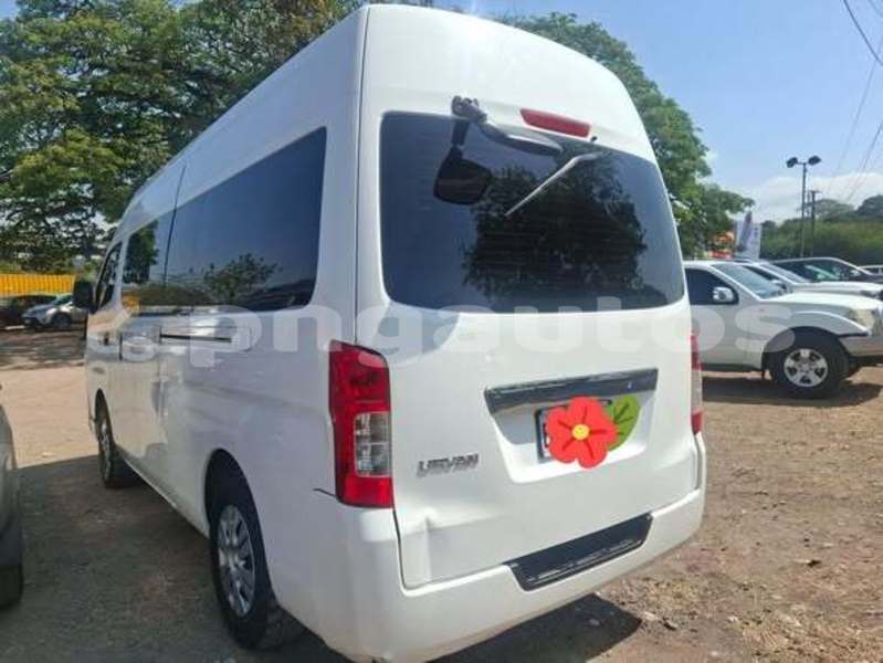 Big with watermark nissan urvan east sepik ambunti 8218