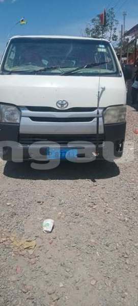 Big with watermark toyota hilux east sepik ambunti 8220