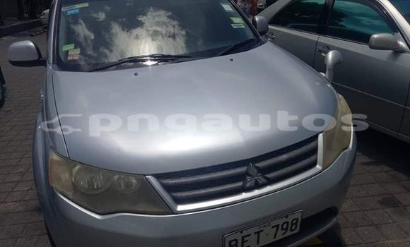 Buy Used Mitsubishi Outlander Silver Car in Port Moresby in National Capital District Buy Used Mitsubishi Outlander Silver Car in Port Moresby in National Capital District