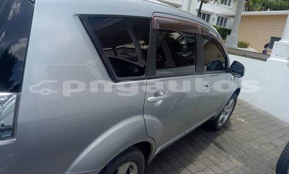 Buy Used Mitsubishi Outlander Silver Car in Port Moresby in National Capital District Buy Used Mitsubishi Outlander Silver Car in Port Moresby in National Capital District