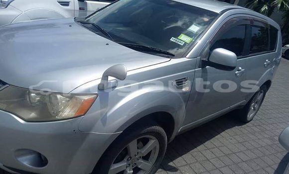 Buy Used Mitsubishi Outlander Silver Car in Port Moresby in National Capital District Buy Used Mitsubishi Outlander Silver Car in Port Moresby in National Capital District